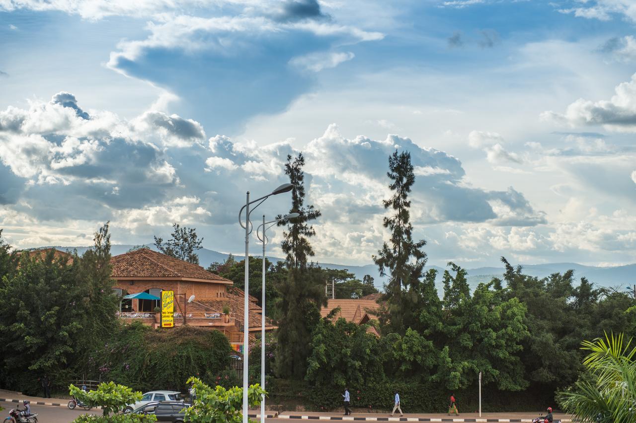 Hotel Chez Lando Kigali Exterior photo